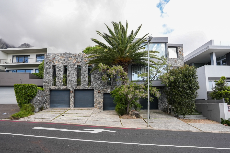 To Let 3 Bedroom Property for Rent in Camps Bay Western Cape